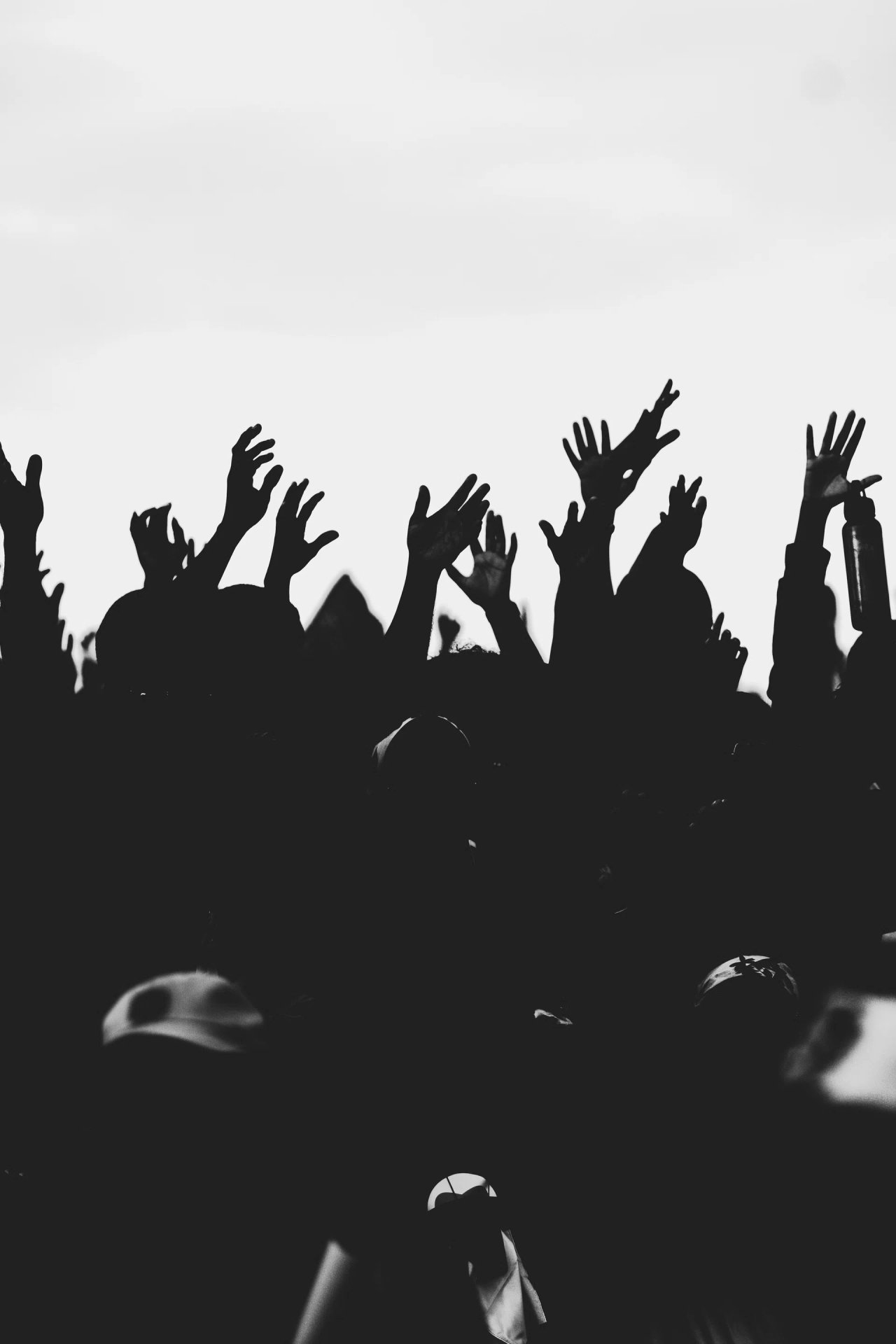 2026'nın Yapay Zeka Ünlüleri: Yeni Rock Starlar Kimler?