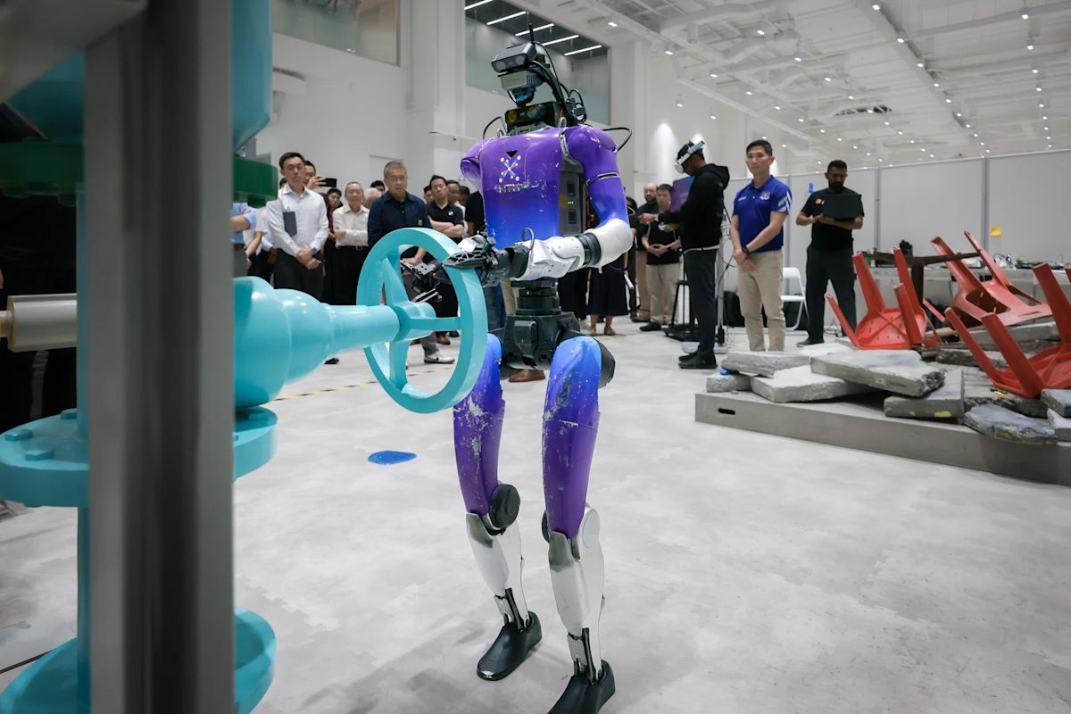 2028'de Singapur'da AI Humanoid Robotlar Görev Alacak