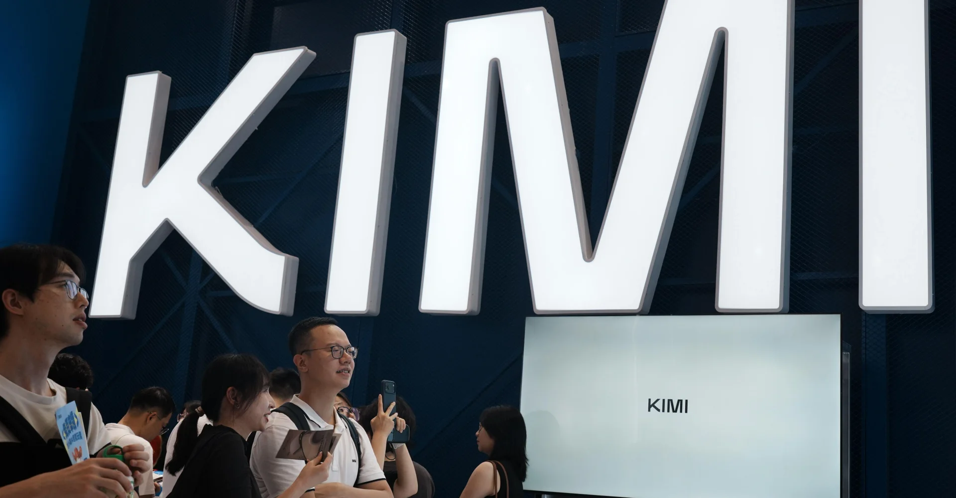 Çin, En İyi Yapay Zeka Modellerini Neden Ücretsiz Veriyor?