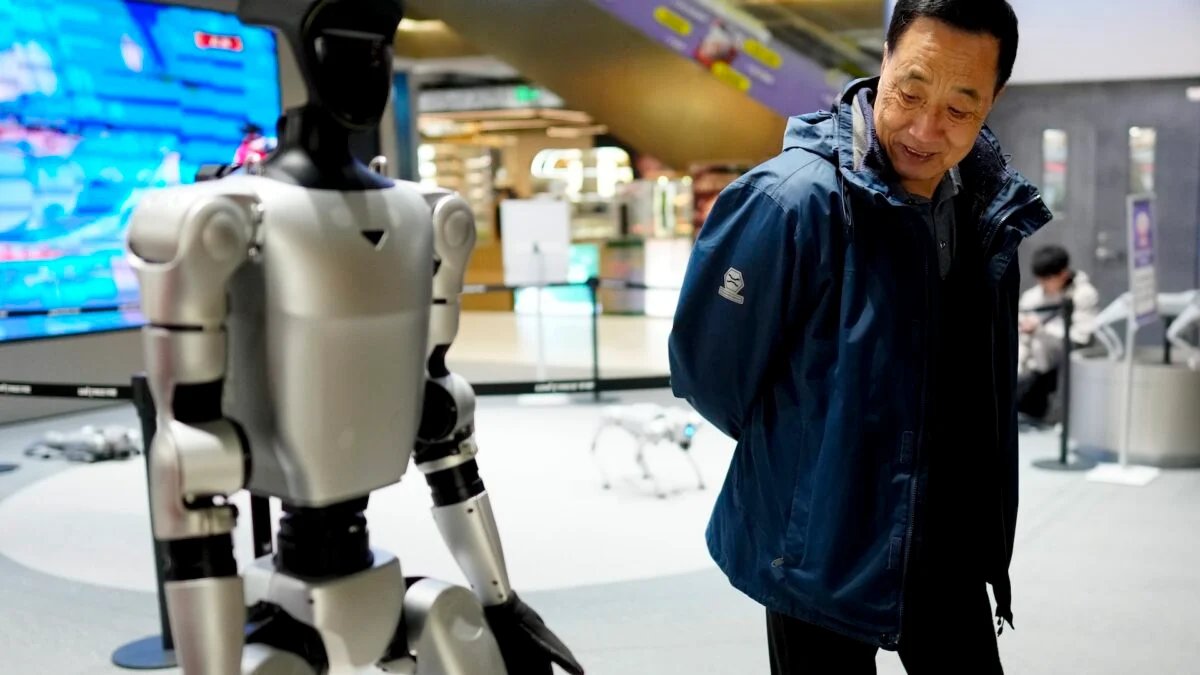 Çin'in Süper Robotu: İnsanları Geride Bırakan Yeni Teknoloji