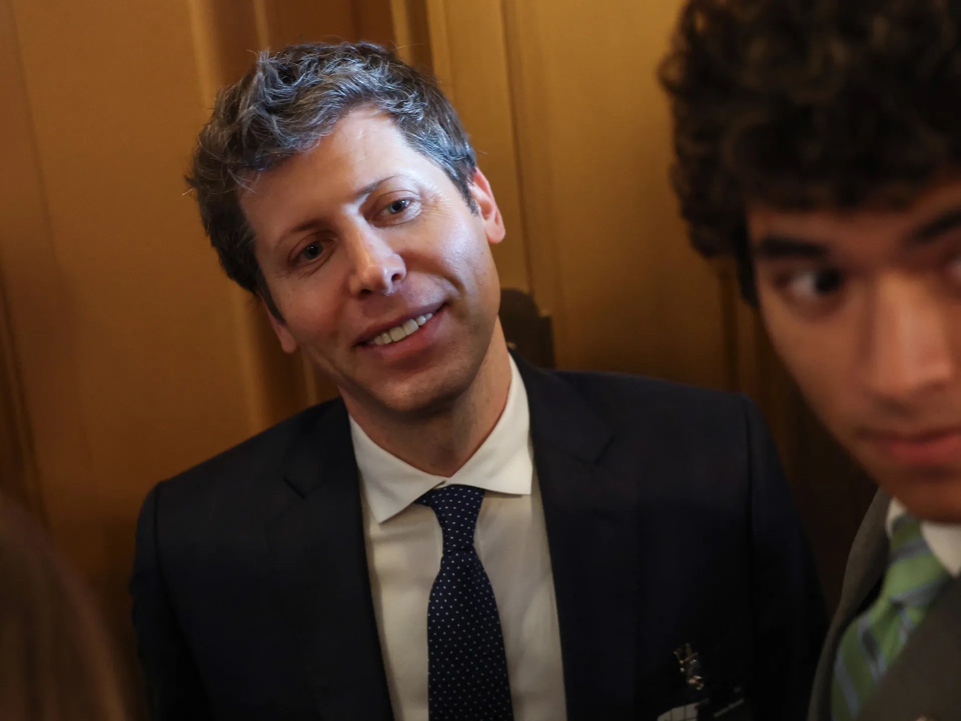 Sam Altman, OpenAI'nin Hacking Skandalını Tartışmak İçin Senatörlerle Bir Araya Geldi