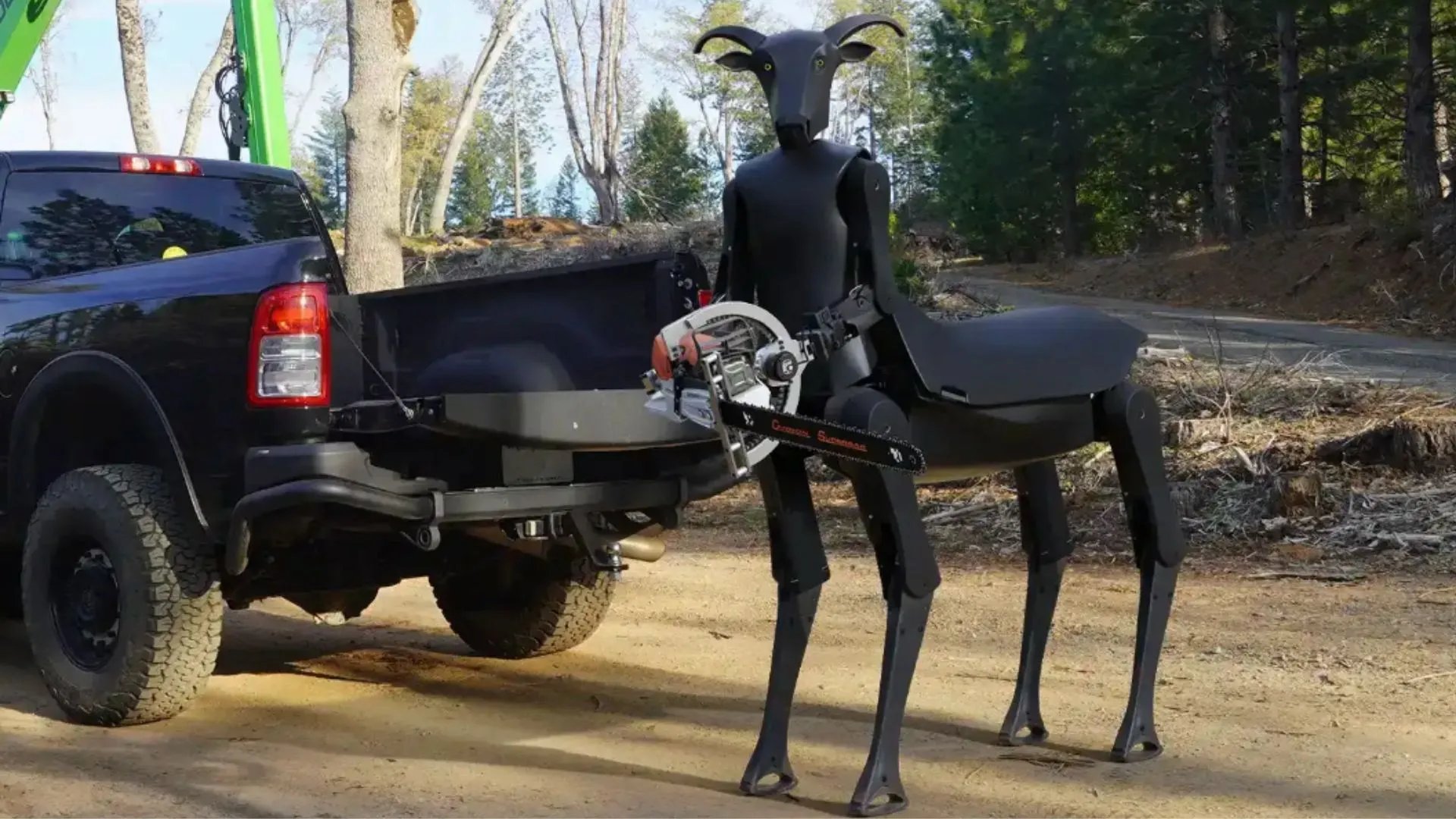 Tehlikeli Kurtarma Görevleri İçin Tasarlanan Dev Centaur Robot