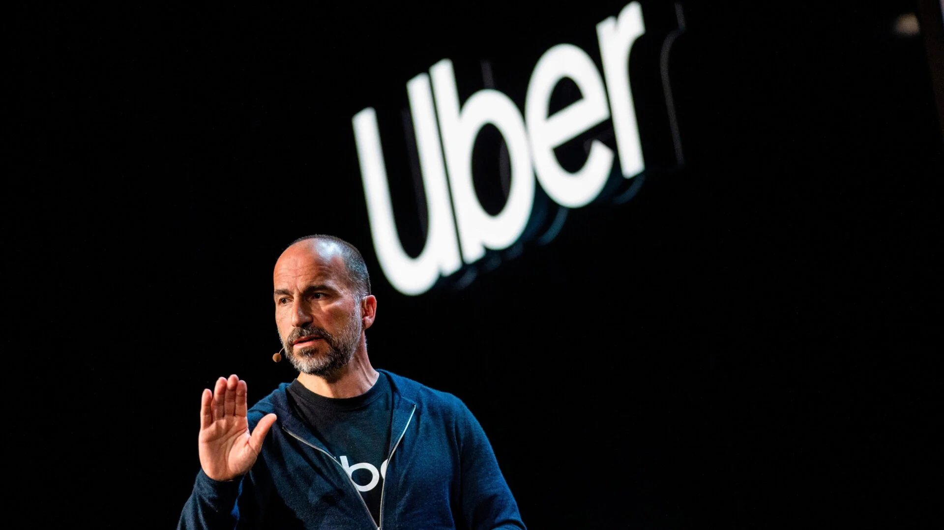 Uber, Orta Yönetimdeki Çalışanlarının %10'unu İşten Çıkarıyor