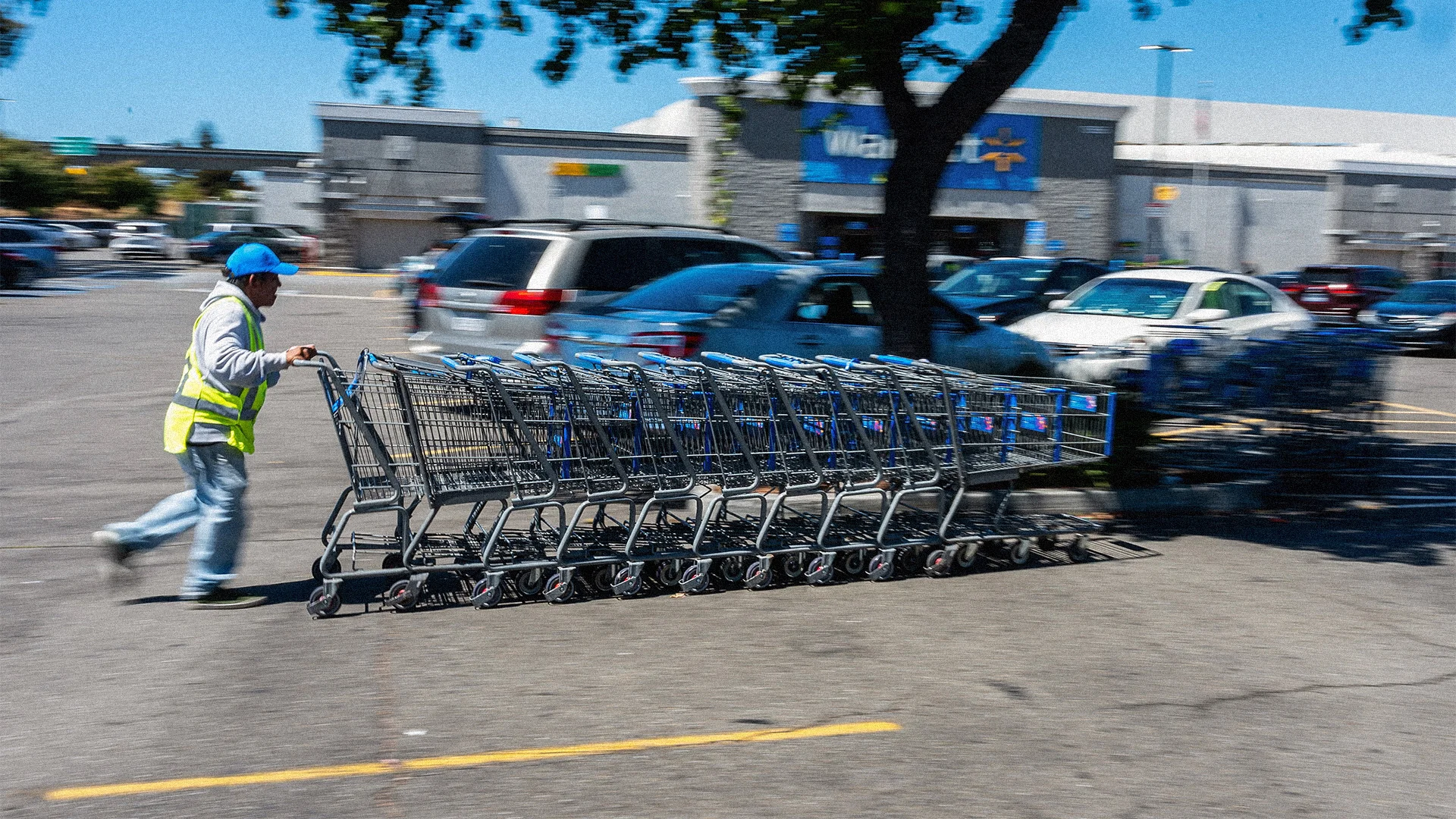 Walmart, Yapay Zeka Etkisine Rağmen Güçlü İşler Sunuyor