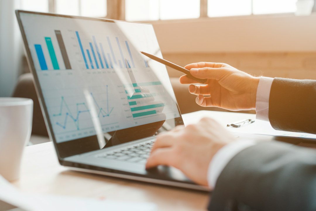 Yapay Zeka Ajanları CRM Veri Yönetimini Neden Daha Önemli Hale Getiriyor?