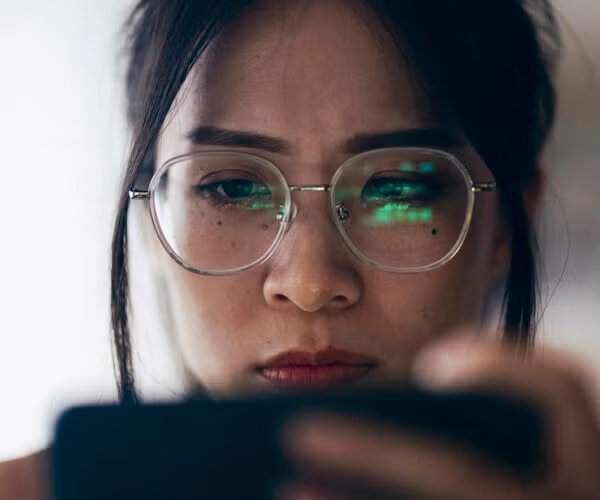 Yapay Zeka Bağımlılığı: Ajansların Gücünü Zayıflatıyor Mu?