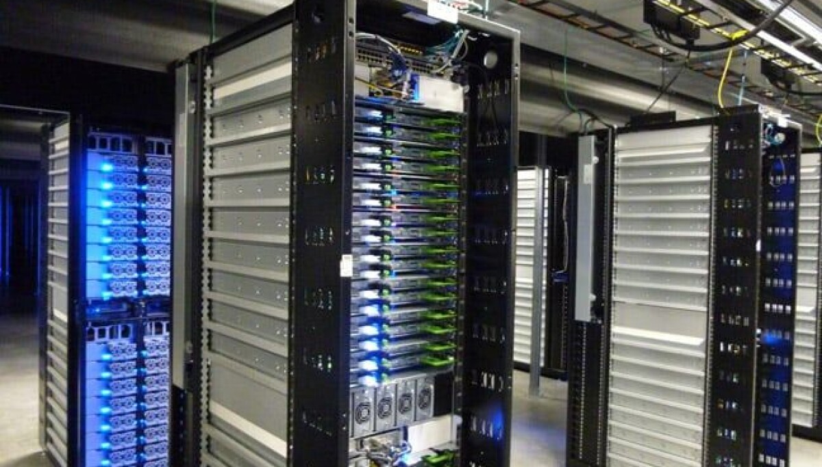 Yüksek Fiyatlar Sunucu Satışlarını Etkilemiyor: AI Talebi Artıyor